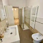 Apartamento King House *