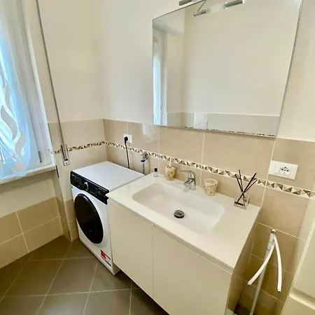 King House Apartment *